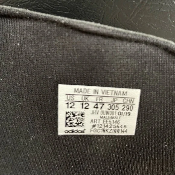 NWT Adidas Slides - Picture 8 of 9